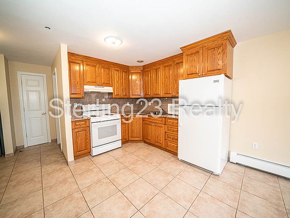2nd image of 27-11 23rd Ave #2R