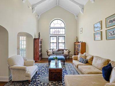 17 N Chatsworth Avenue #6KL, Larchmont, NY, 10538