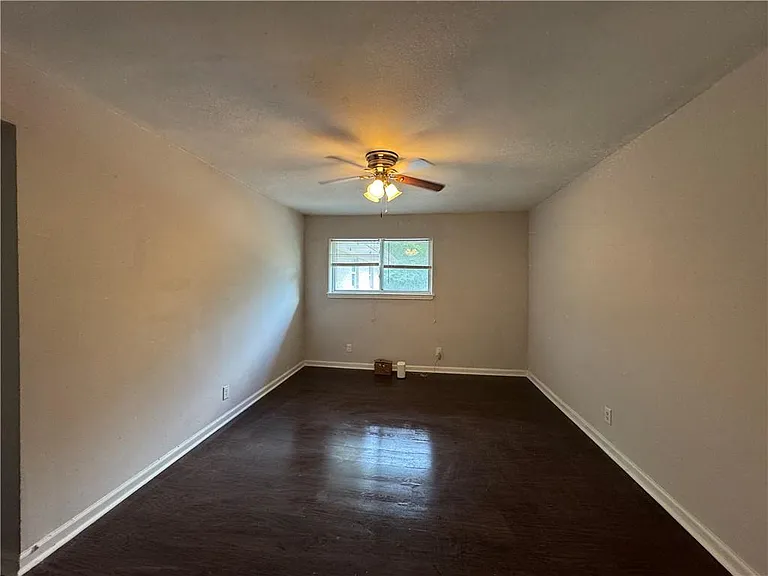 2430 Perry Blvd NW — Photo 5