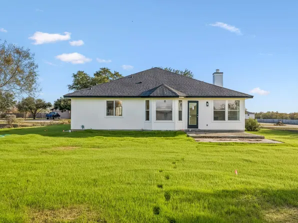 223 Martin Crossing Dr, Cedar Creek, TX 78612
