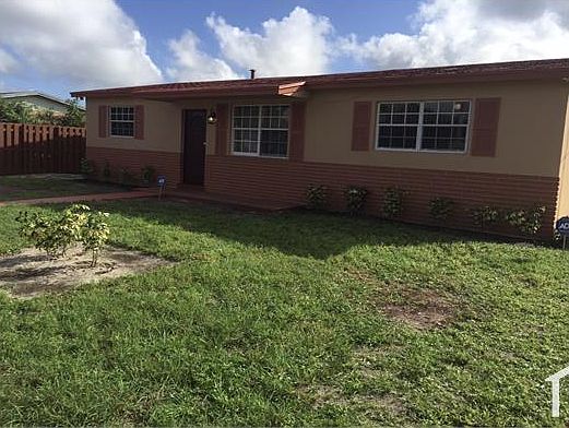 3rd image of 2290 NW 204th St