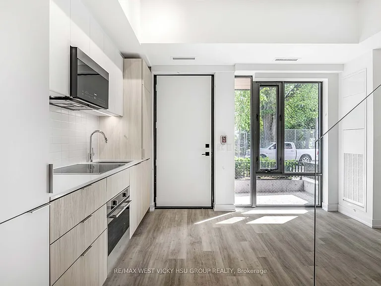 28 Eastern Ave #Townhouse 105-6 — Photo 3