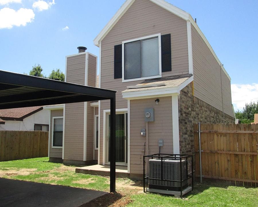1st image of 10420 Woodleaf Dr
