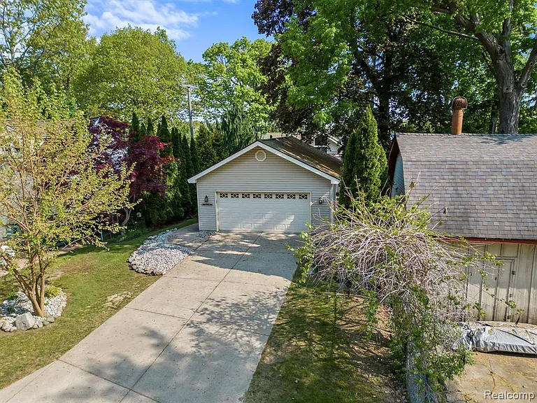 7028 Terrell St — Photo 13