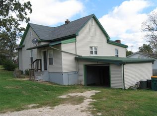1115 Boyd St, De Soto, MO 63020