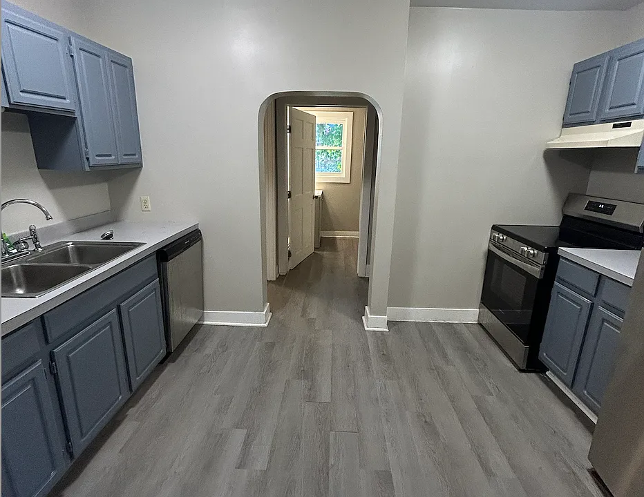 3 Pleasant St #1