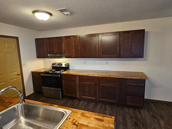 1102 Heeler Courtyard, 1102 Heeler Ave APT D, Tomah, WI 54660