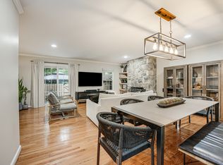 10225 Quiet Pond Ter, Burke, VA 22015