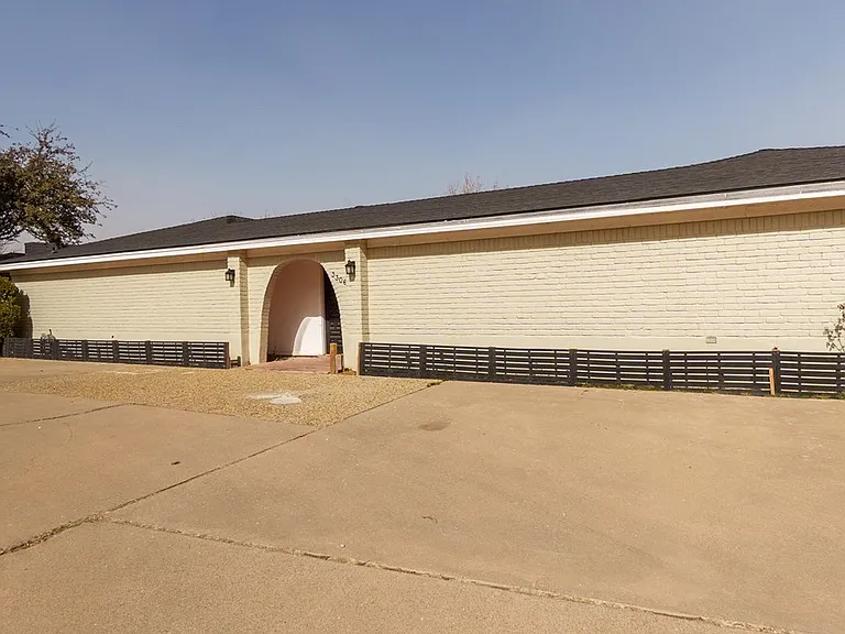 3306R Haynes Ave — Photo 2