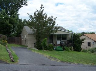 43 Fleetwood Rd, Staunton, VA 24401