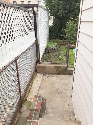 Rented by Genesis Realty & Management Corp | media 22