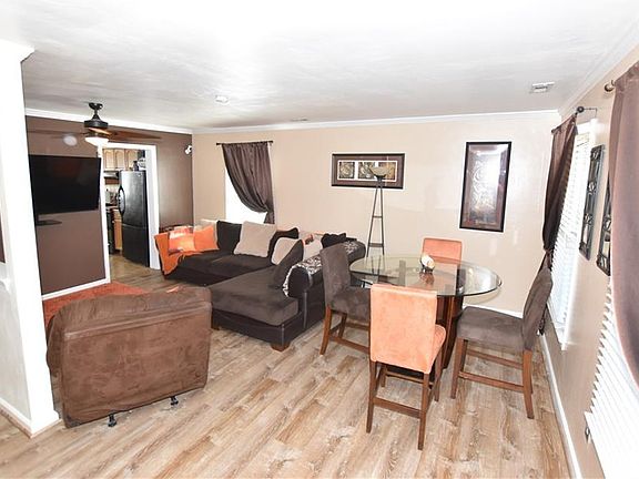 5th image of 4540 Greyedge Dr