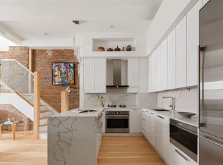 521 W 47th St Unit Phd, New York, NY 10036