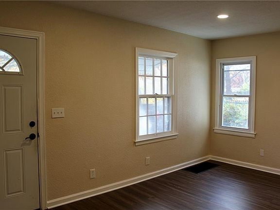 5th image of 1304 NE 56th Ter