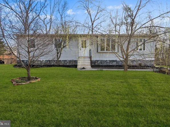 916 Willow Ln, Williamstown, NJ 08094