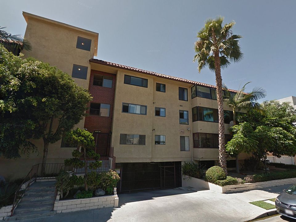 1st image of 3970 Ingraham St Unit 101