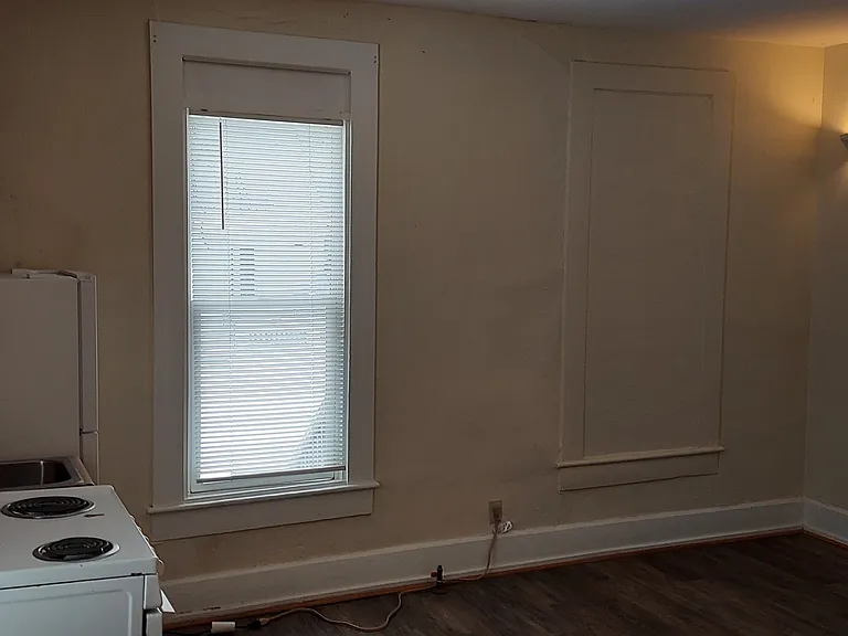 201 W Madison Ave #1 — Photo 14