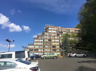 755 Narrows Rd N APT 1001, Staten Island, NY 10304