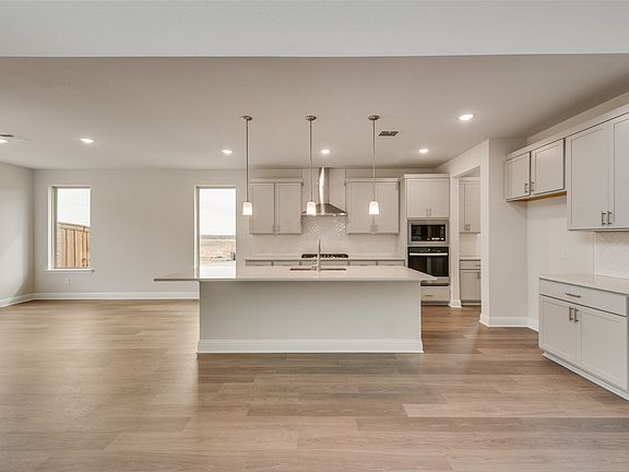 2nd image of 5701 Ferrers Dr