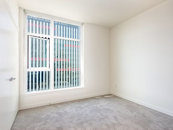 5th image of 400 W Ocean Blvd Unit 903