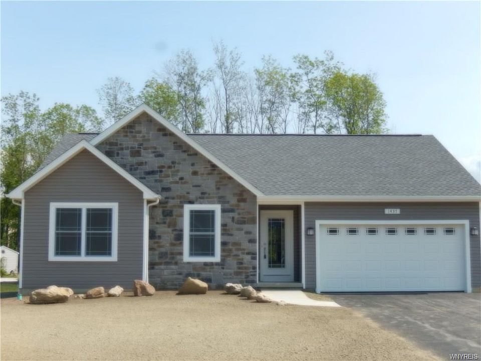 1st image of 1485 Evergreen Dr
