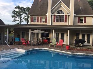 8010 Yellow Daisy Dr, Wilmington, NC 28412