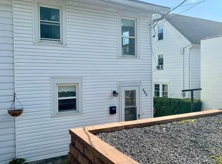 483 Riverview Ln, Lewistown, PA 17044