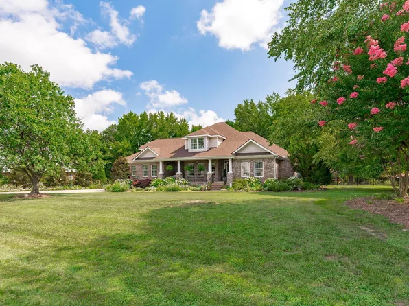 5341 Georgiana Ridge Dr, Holly Springs, NC 27540