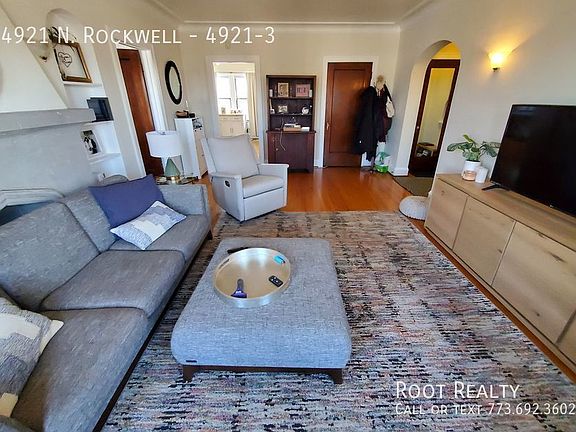 4th image of 4921 N Rockwell St APT 3