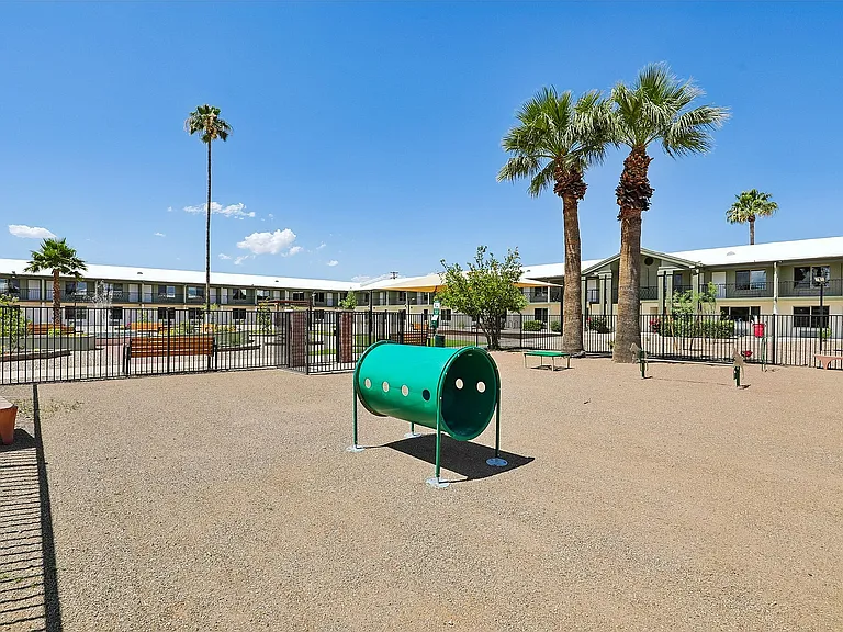Solaris at Tucson — Photo 40