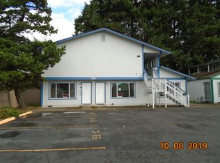 2051 S 2nd St #A-B, Lebanon, OR 97355
