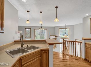 1265R 1st St, Saint Paul Park, MN 55071