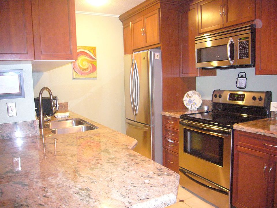 Granite & SS Appliances