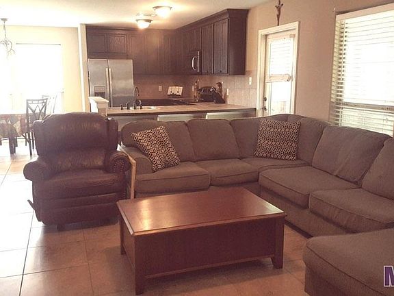 3rd image of 2022 S Helens Way Ave