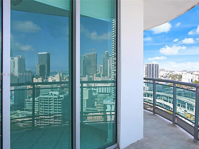 350 S Miami Ave #2713 — Photo 40