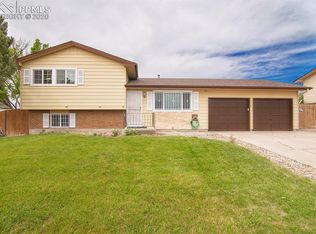 7120 Goldfield Dr, Colorado Springs, CO 80911
