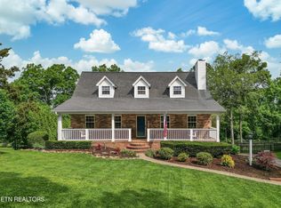 1663 Bird Rd, Lenoir City, TN 37771