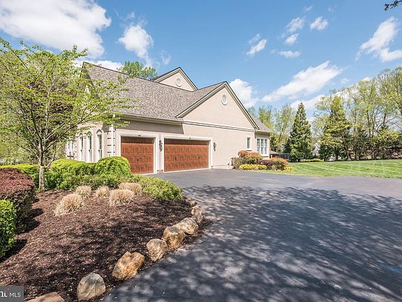 5th image of 11300 Peacock Hill Way