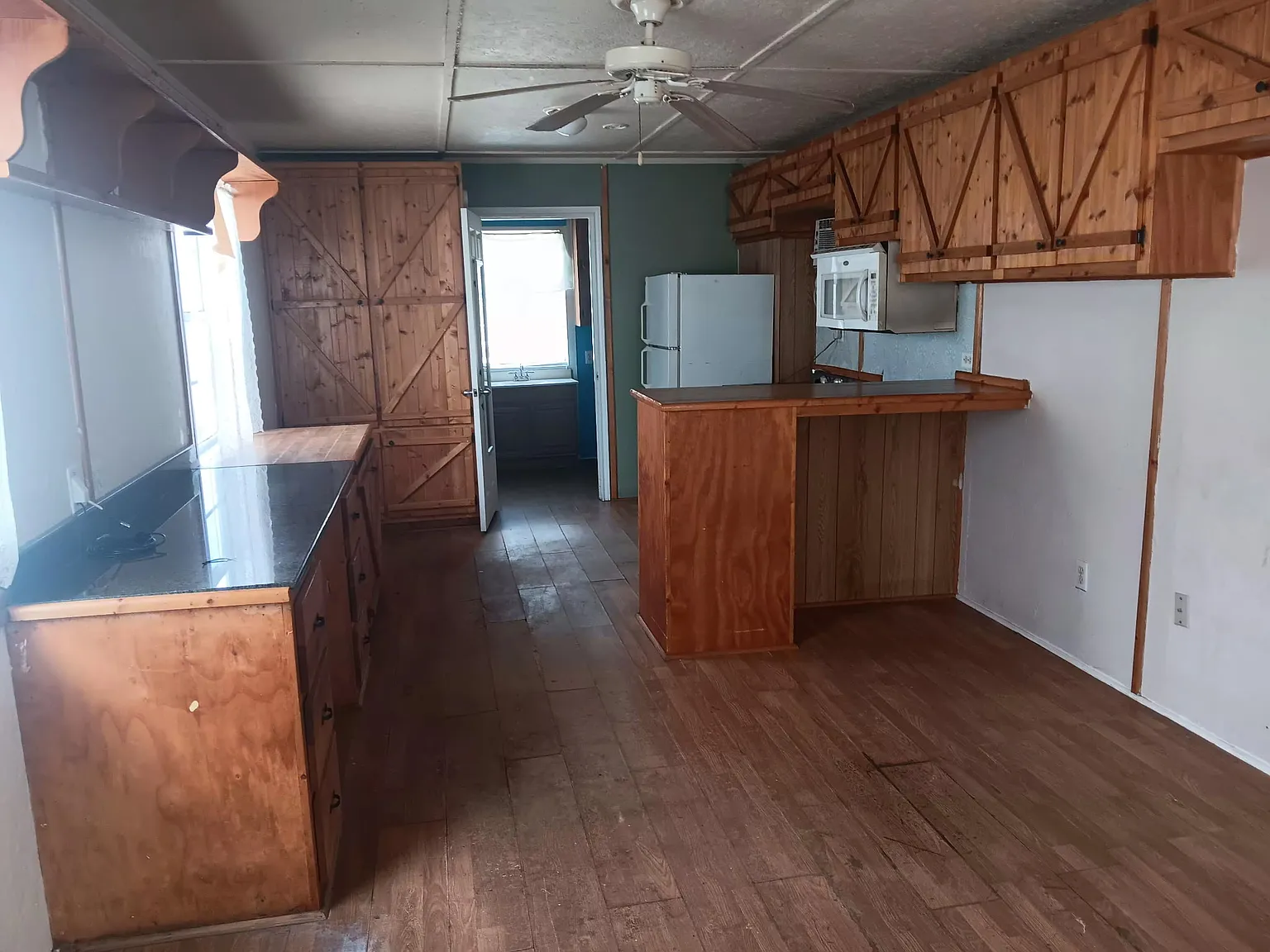 1 bed, $850 — Photo 2