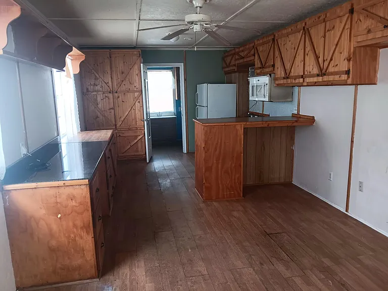 16729 Malibu Dr #27 — Photo 2