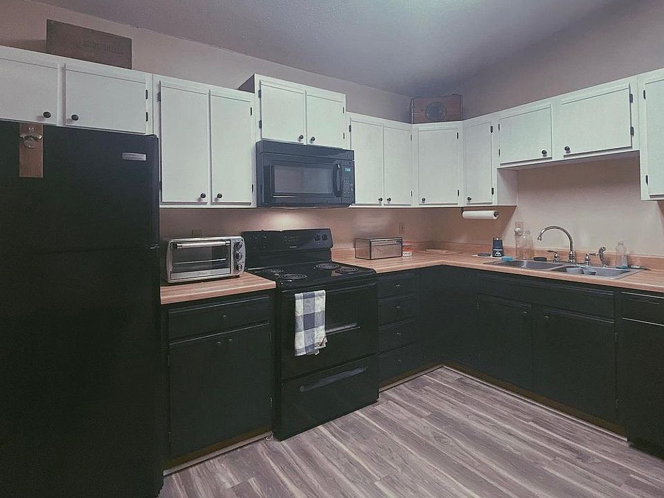 1st image of 2471 Bendel Dr APT B