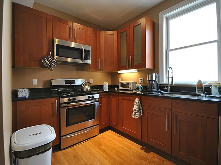 1592 Beacon St — Photo 12