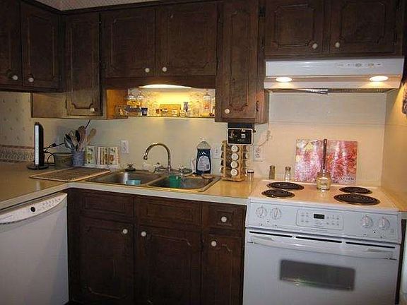 5th image of 1150 Nevada St