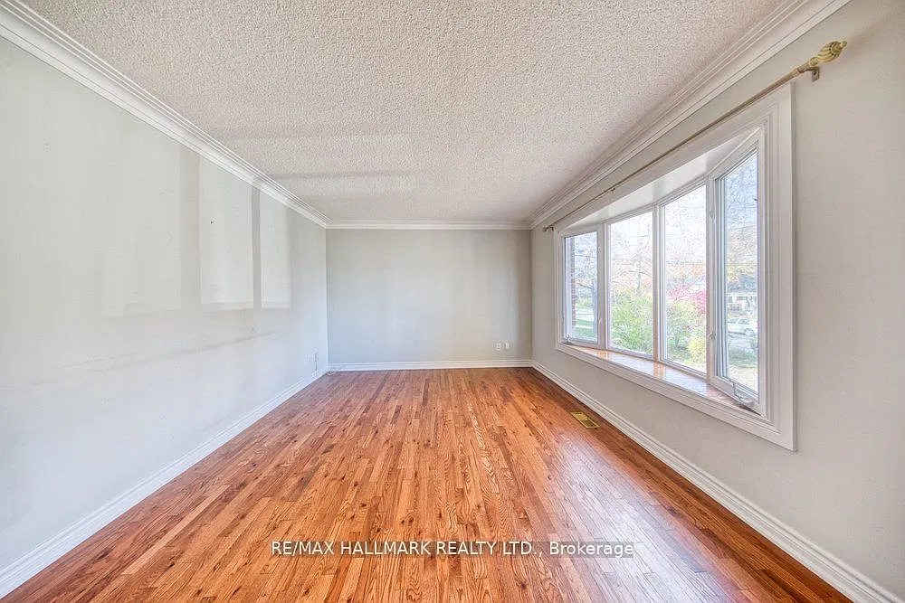 5 bed, $4,100 — Photo 4