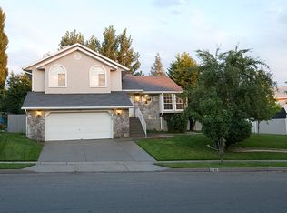 1156 E Old Dairy Rd, Sandy, UT 84094