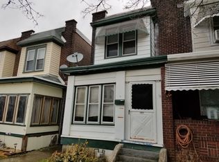 1027 Yates Ave, Marcus Hook, PA 19061