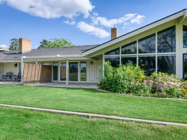 7560 N Charles Ave APT C, Fresno, CA 93711