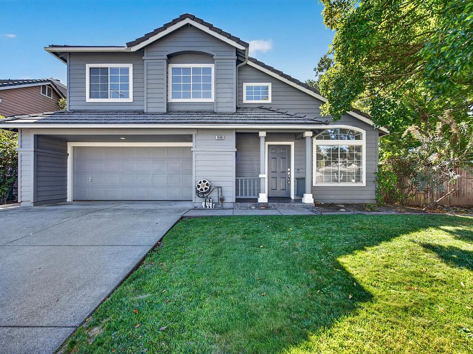 1st image of 440 Valley Oak Court