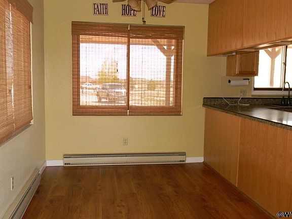 4th image of 29 Skyline Dr