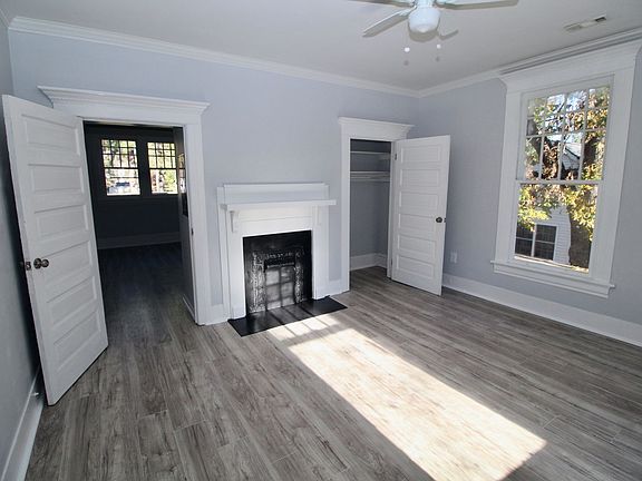 4th image of 107 Pine St Unit A